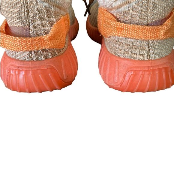 Tangerine Shoes Woman’s Size 6 Sneakers - Picture 7 of 13